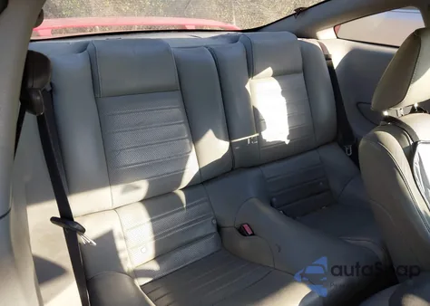 2005 Ford Mustang Gt Deluxe/Gt Premium из США, поврежденный, VIN 1ZVFT82H655132612